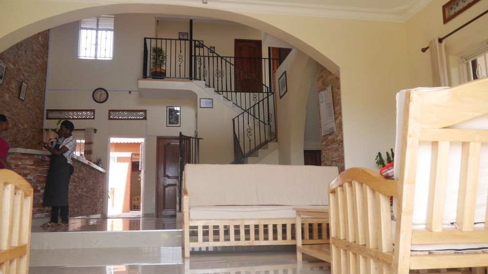 La Feve Beach Bed And Breakfast Hotel Entebbe Exterior foto