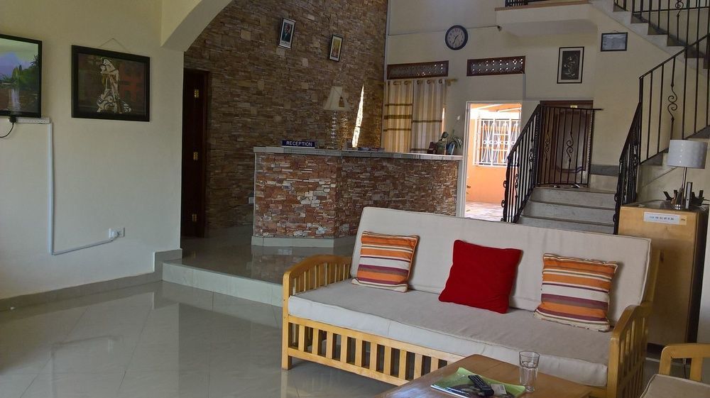 La Feve Beach Bed And Breakfast Hotel Entebbe Exterior foto